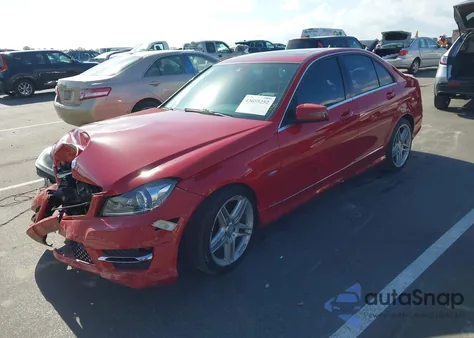 2012 Mercedes-Benz C 350 Sport из США, поврежденный, VIN WDDGF5HB2CR219807